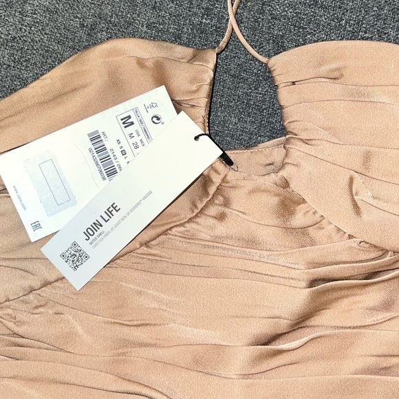 COPY - Zara SATIN EFFECT DRAPED HALTER Crop Top Size M - Picture 9 of 9
